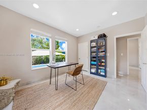 120 NW 49th St, Miami FL 33127