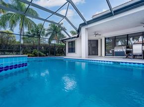 392 Coconut Cir, Weston FL 33326