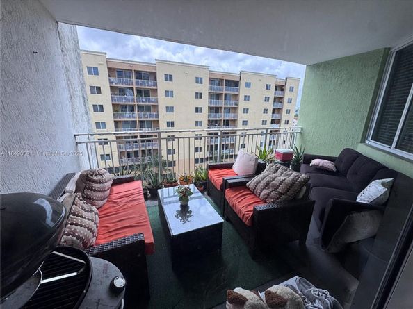 219 NW 12th Ave 707, Miami FL 33128
