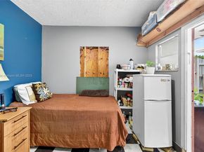 10015 SW 166th St, Miami FL 33157