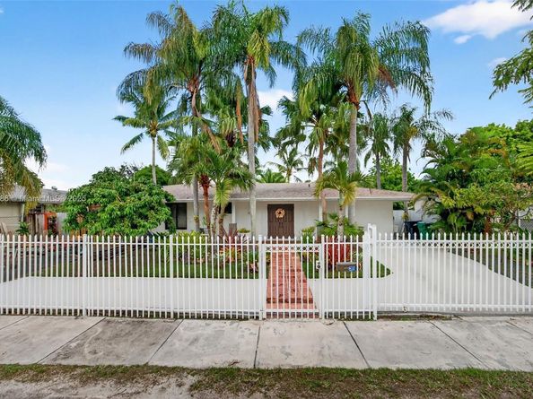 10015 SW 166th St, Miami FL 33157