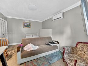 10015 SW 166th St, Miami FL 33157