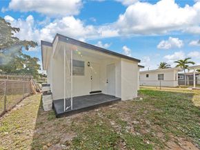 608 NW 6th Ct, Hallandale Beach FL 33009