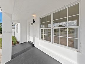 608 NW 6th Ct, Hallandale Beach FL 33009