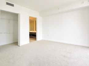 45 SW 9th St 1806, Miami FL 33130