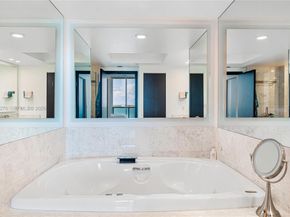 1331 Brickell Bay Dr 1703, Miami FL 33131