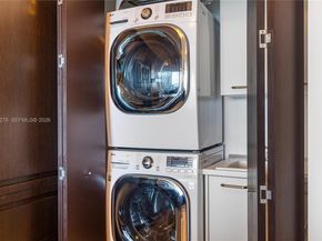 1331 Brickell Bay Dr 1703, Miami FL 33131