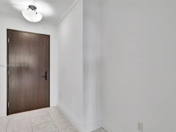 2901 NE Bayshore Dr 16G, Miami FL 33133
