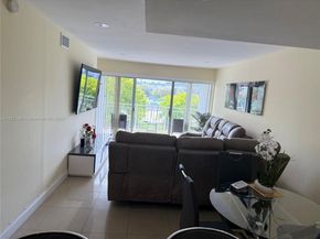 9365 Fontainebleau, Miami FL 33172