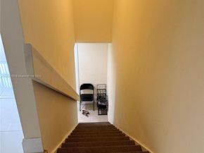 9365 Fontainebleau, Miami FL 33172