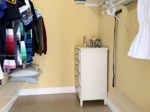 9365 Fontainebleau, Miami FL 33172