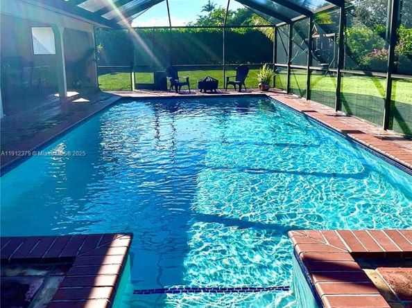 7305 SW 132nd St, Pinecrest FL 33156