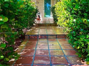 7305 SW 132nd St, Pinecrest FL 33156