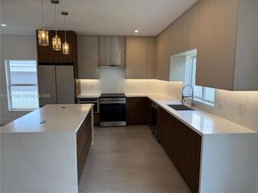 3431 NW 14th Ter, Miami FL 33125