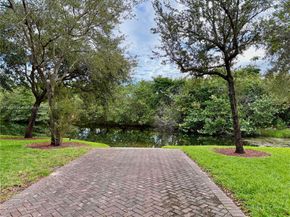 4412 Woodland Cir 4412, Tamarac FL 33319