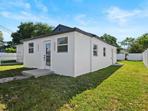 1844 NW 67th St, Miami FL 33147