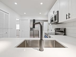 1844 NW 67th St, Miami FL 33147