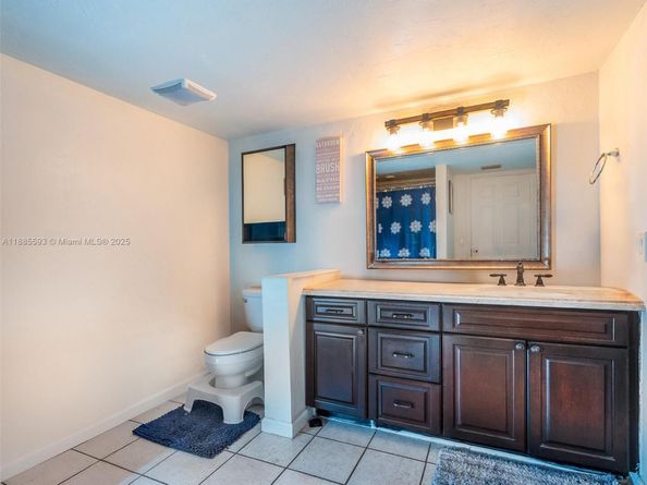 6547 SW 116th Pl E, Miami FL 33173
