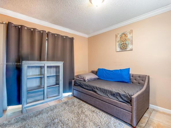6547 SW 116th Pl E, Miami FL 33173
