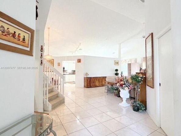 1510 W Lacosta Dr W, Pembroke Pines FL 33027