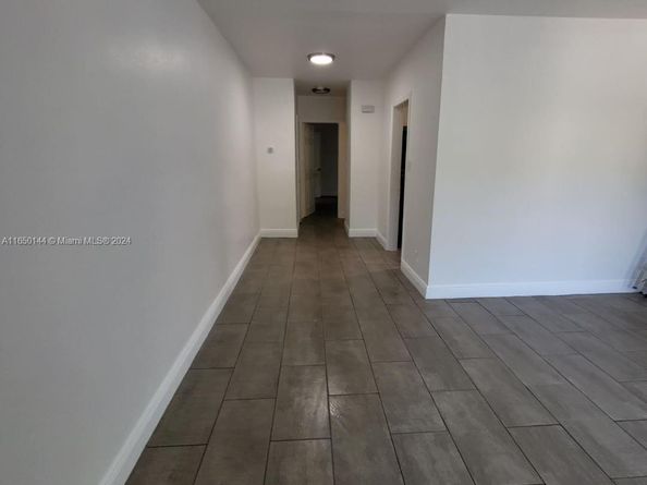 7710 NE 1st Ct, Miami FL 33138