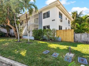 9950 E Bay Harbor Dr, Bay Harbor Islands FL 33154