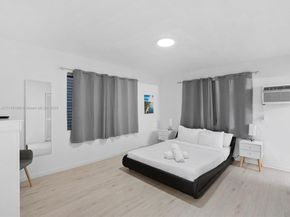 9950 E Bay Harbor Dr, Bay Harbor Islands FL 33154