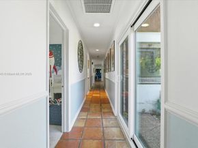 9431 Sea Turtle Ln, Plantation FL 33324