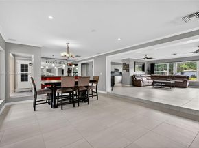 801 Holly Ln, Plantation FL 33317