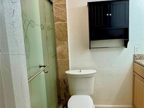 1801 S Treasure Dr 110, North Bay Village FL 33141