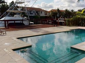 1486 Commodore Way, Hollywood FL 33019