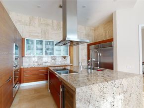 1486 Commodore Way, Hollywood FL 33019