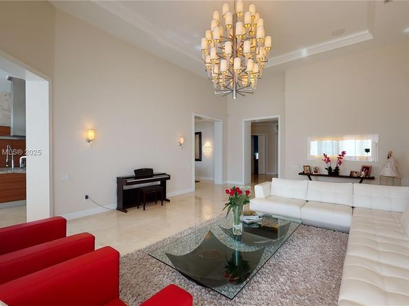 1486 Commodore Way, Hollywood FL 33019