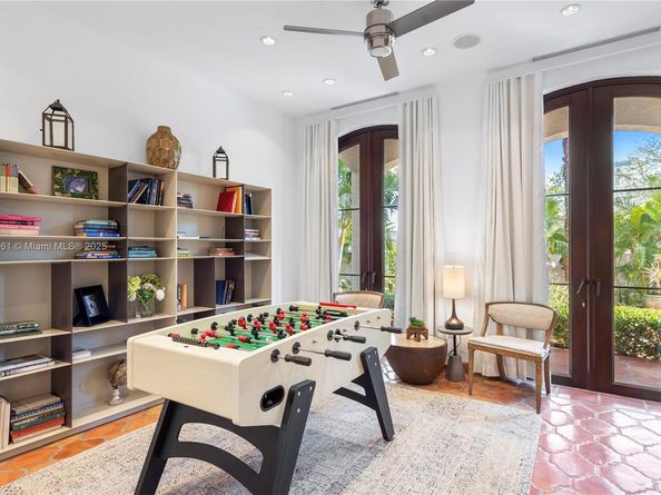 1201 NE 83rd St, Miami FL 33138