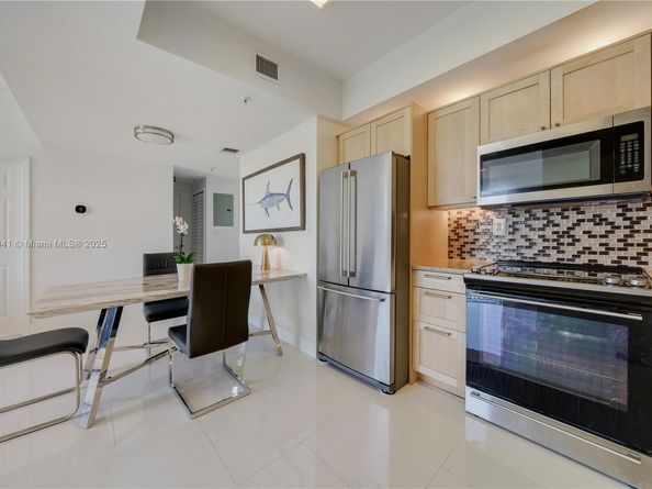 3500 Coral Way 604, Miami FL 33145