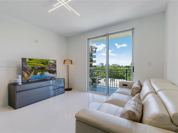 3500 Coral Way 604, Miami FL 33145