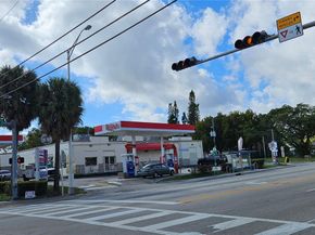 11809 NE 1st Ave, Miami FL 33161