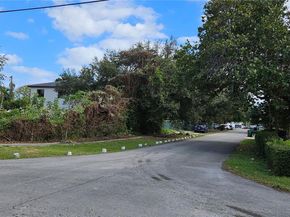 11809 NE 1st Ave, Miami FL 33161