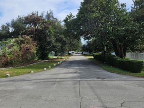 11809 NE 1st Ave, Miami FL 33161
