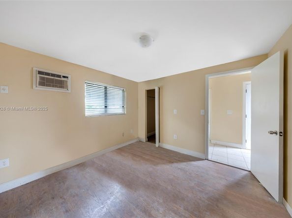 227 NW 17th Ave, Miami FL 33125