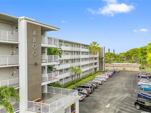 4800 Hillcrest Ln 101, Hollywood FL 33021