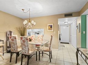 4800 Hillcrest Ln 101, Hollywood FL 33021