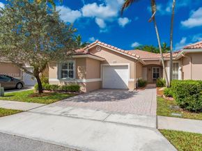 677 NW 129th Way, Pembroke Pines FL 33028