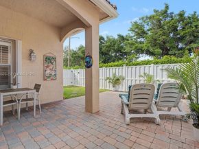 677 NW 129th Way, Pembroke Pines FL 33028