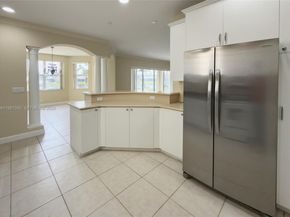 12490 Shoreline Dr, Wellington FL 33414