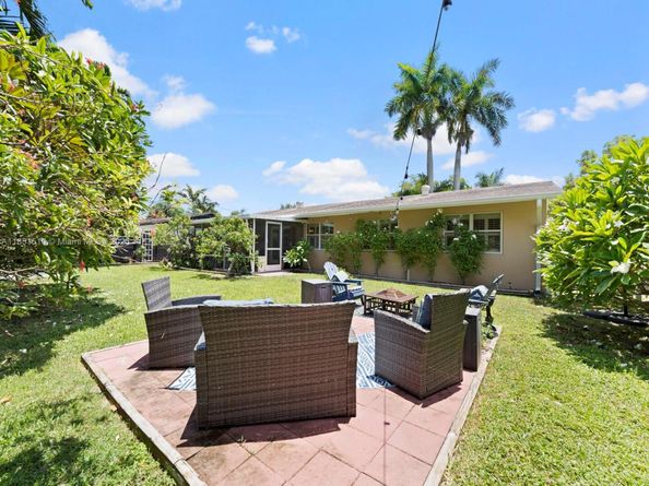 19630 Sterling Dr, Cutler Bay FL 33157