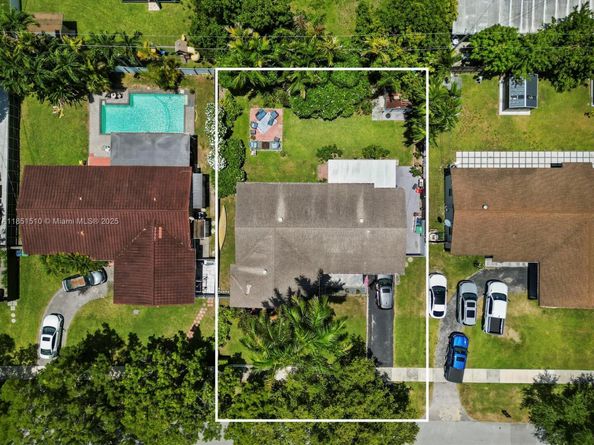 19630 Sterling Dr, Cutler Bay FL 33157
