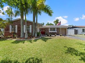 19630 Sterling Dr, Cutler Bay FL 33157