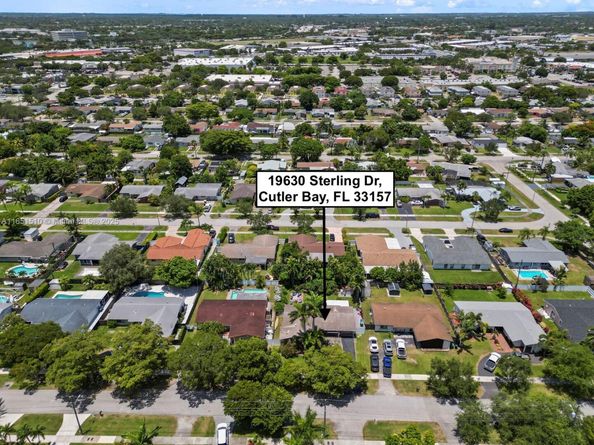 19630 Sterling Dr, Cutler Bay FL 33157