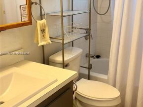 3120 N Pine Island Rd 307, Sunrise FL 33351